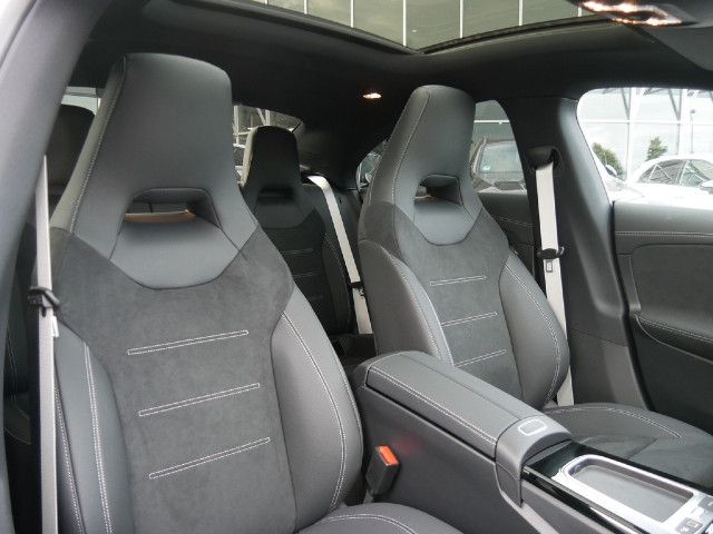 Mercedes-Benz CLA 200 Coupé