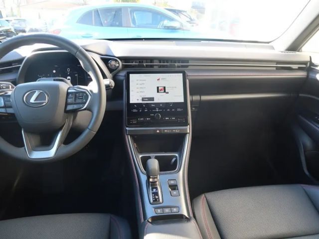 Lexus LBX E-Four Emotion