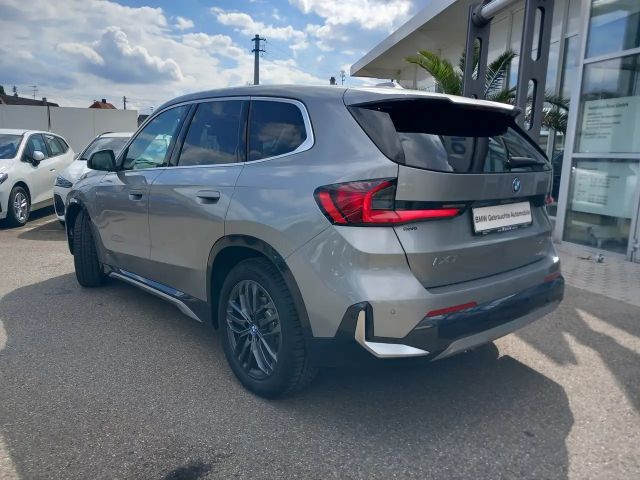 BMW iX1 xDrive30