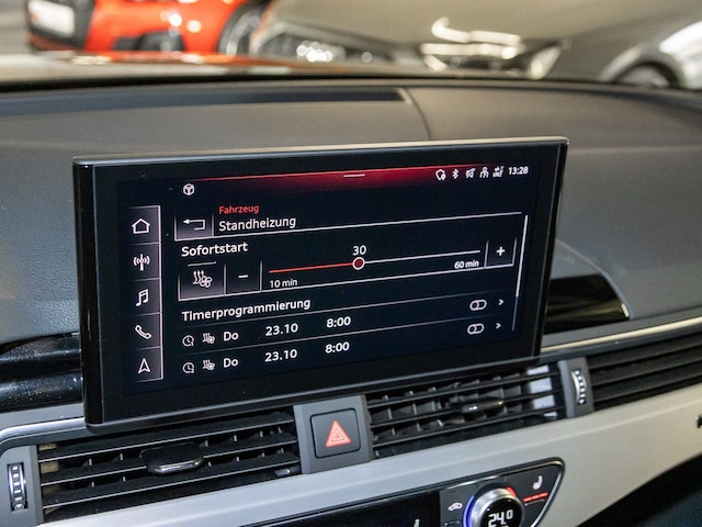 Audi A4 40 TFSI Quattro S-Line S-Tronic Sedan