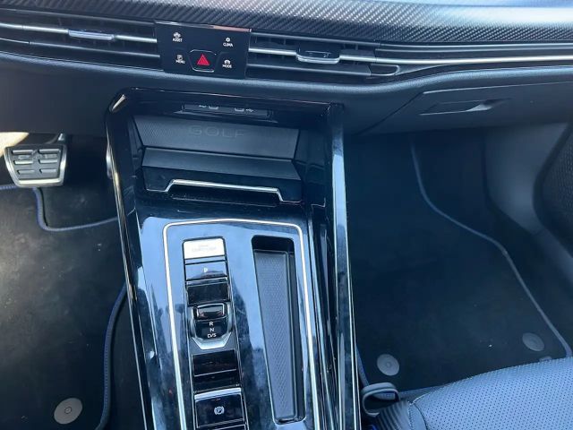 Volkswagen Golf 2.0 TSI Golf VIII