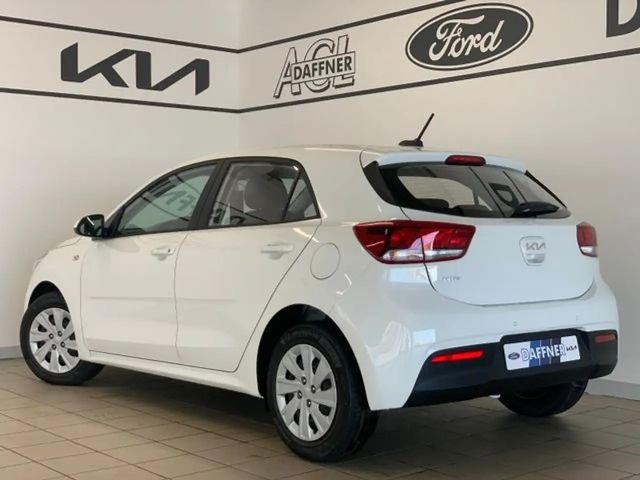 Kia Rio Komfort 1.2 DAB Klima Freisprech BT Lichtsensor