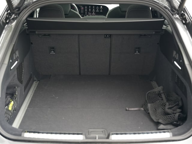 Audi A6 Avant Quattro S-Tronic