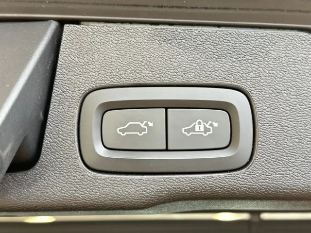 Volvo XC60 Momentum