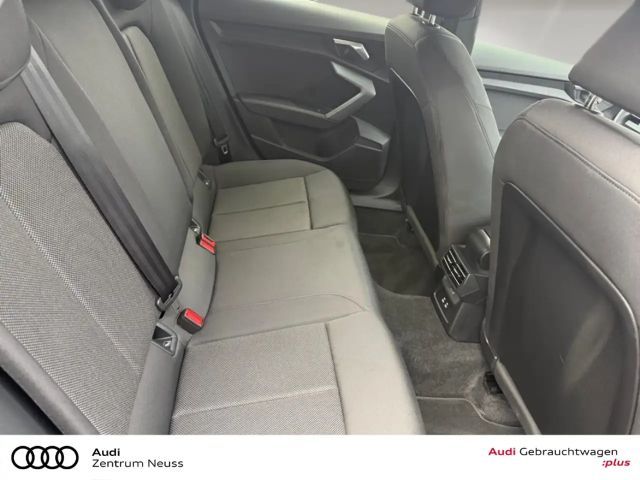 Audi A3 30 TFSI Sedan Sportback