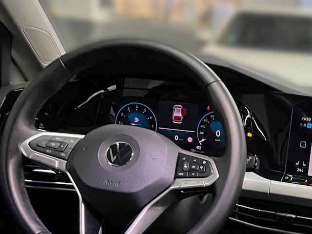 Volkswagen Golf 1.0 TSI Golf VIII Life Variant