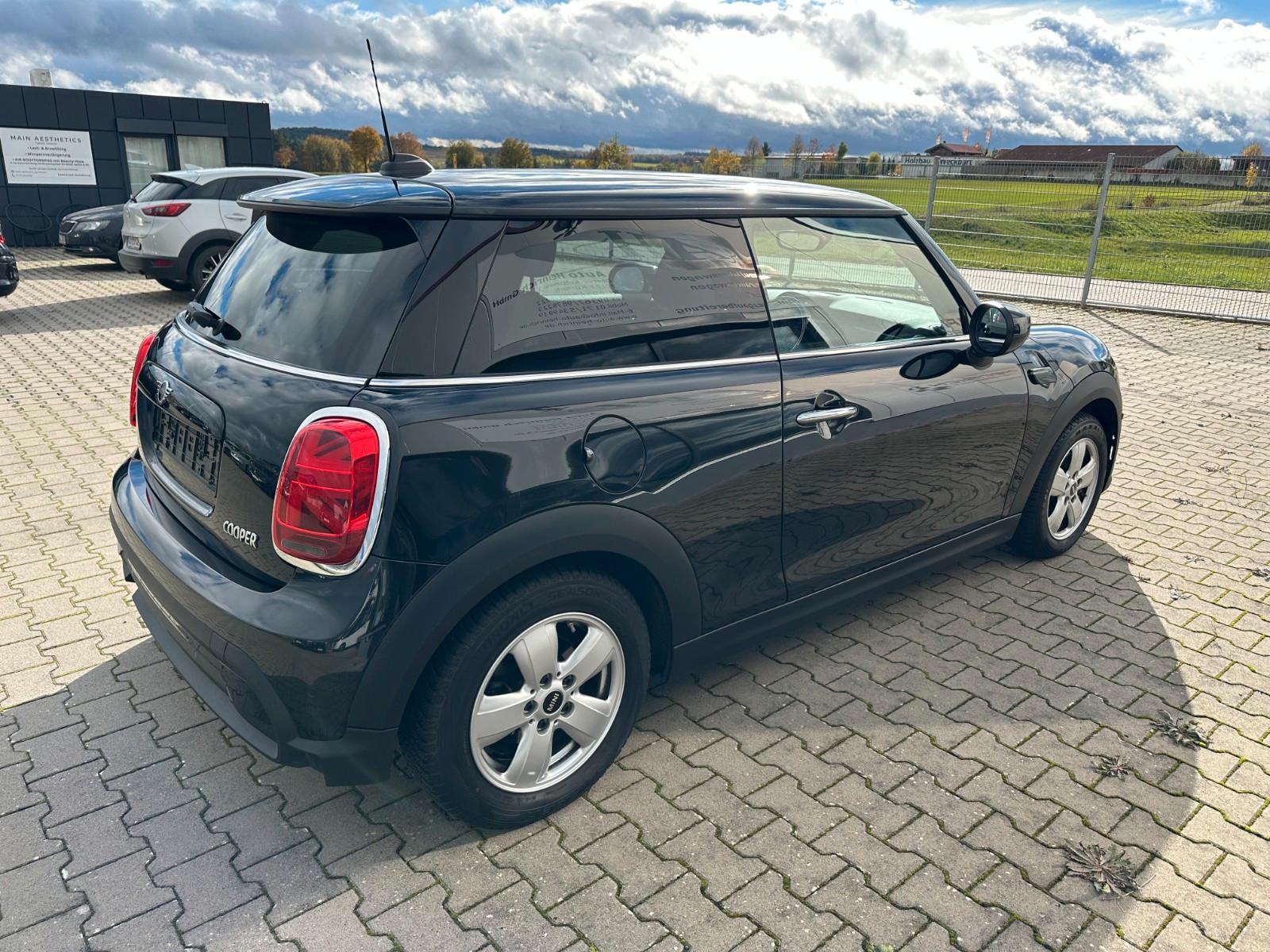 MINI Cooper 3-deurs Essential