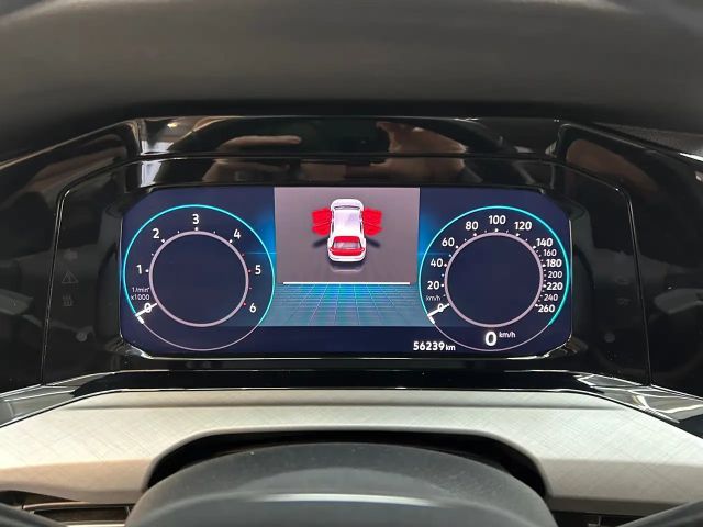 Volkswagen Golf Life