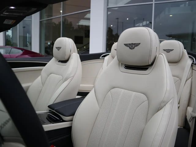 Bentley Continental GTC Hybrid V8