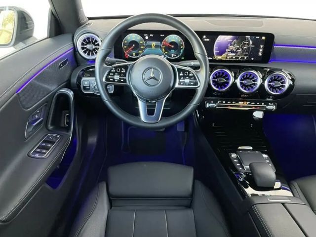 Mercedes-Benz CLA 250 CLA 250 e Sedan