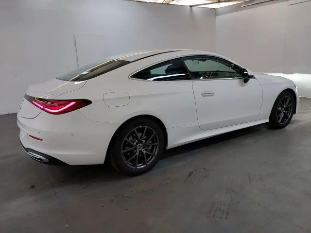 Mercedes-Benz CLE 200 AVANTGARDE Coupé