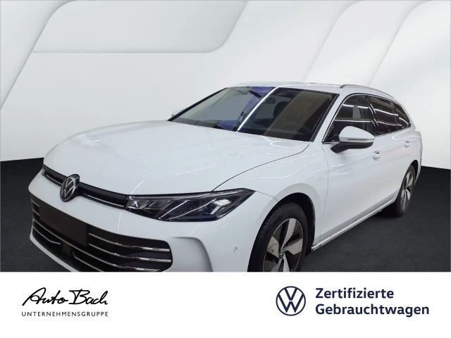 Volkswagen Passat 1.5 eTSI Business DSG Variant