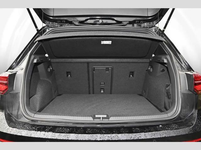 Volkswagen Golf 2.0 TSI DSG Golf VIII