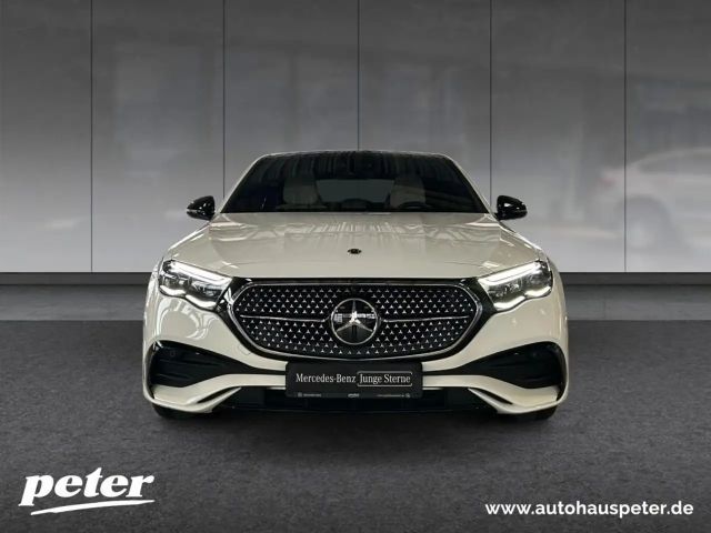 Mercedes-Benz E 200 AMG Line Sedan