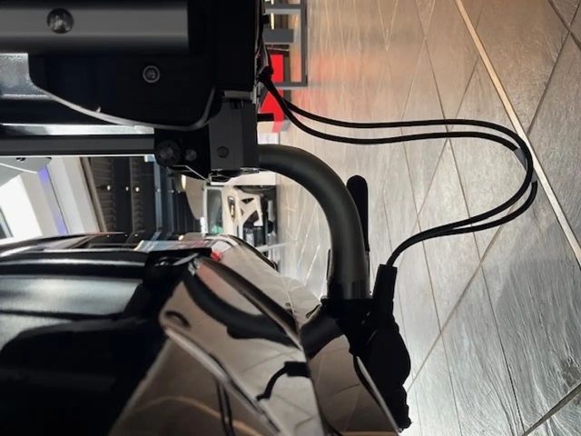 Toyota RAV4 DASH CAM & Anhängerkupplung Teamplayer