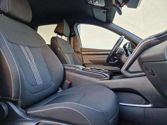 Hyundai Tucson 2WD Hybrid Select