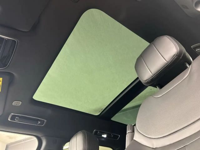 Land Rover Range Rover Sport D300 Dynamic SE