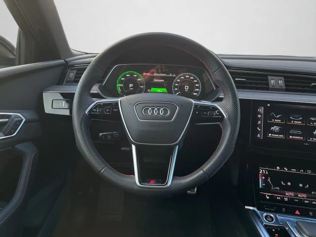 Audi Q8 e-tron 55 S-Line