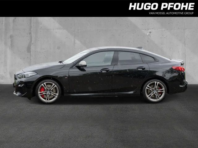 BMW 235 Coupé Gran Coupé Sedan