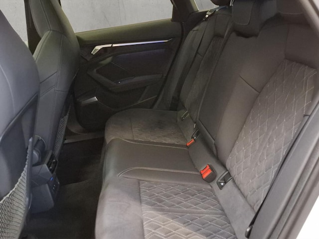 Audi A3 35 TFSI S-Line S-Tronic Sportback