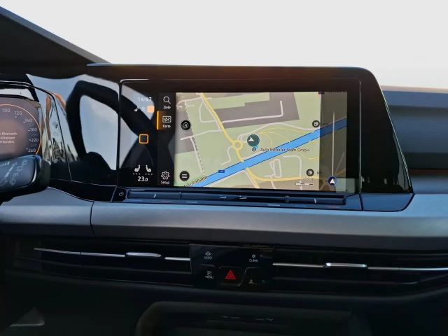 Volkswagen Golf Life Variant