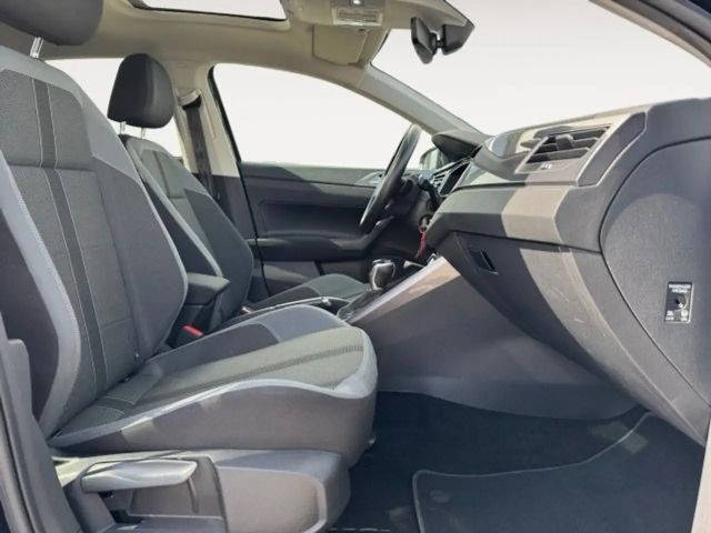 Volkswagen Polo 1.0 TSI DSG Style