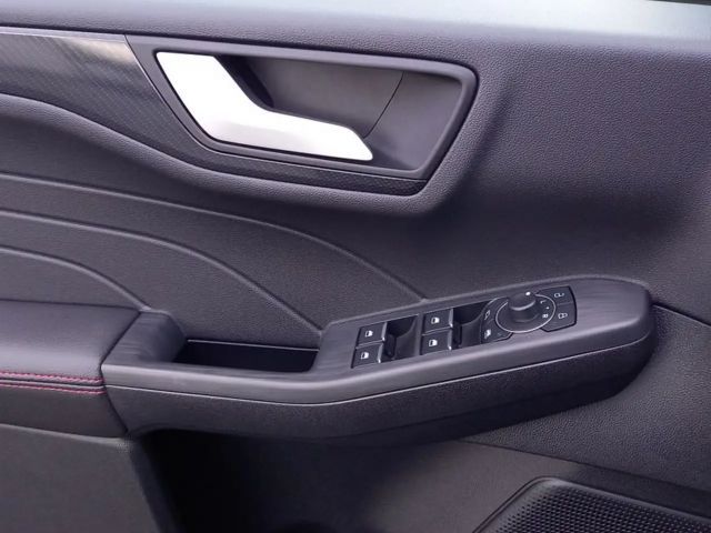 Ford Kuga Plug in Hybrid ST Line X