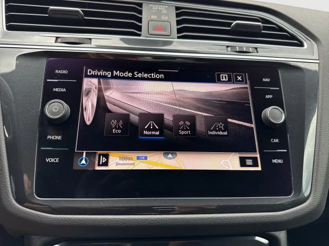 Volkswagen Tiguan 4Motion DSG R-Line