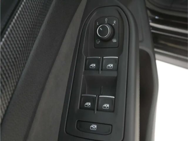 Volkswagen Golf 2.0 TSI GTI Style