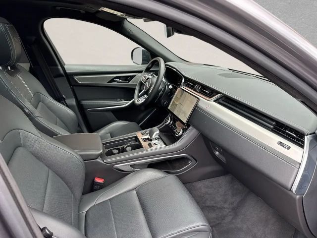 Jaguar F-Pace AWD D300 R-Dynamic