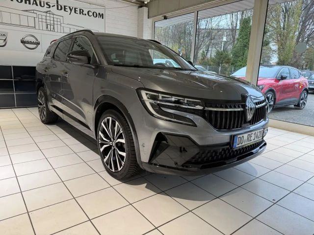 Renault Espace E-Tech Hybrid Iconic