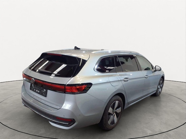 Volkswagen Passat 1.5 eTSI Business Variant