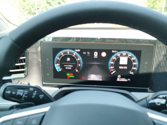 Volkswagen Passat 1.5 eTSI Business Variant