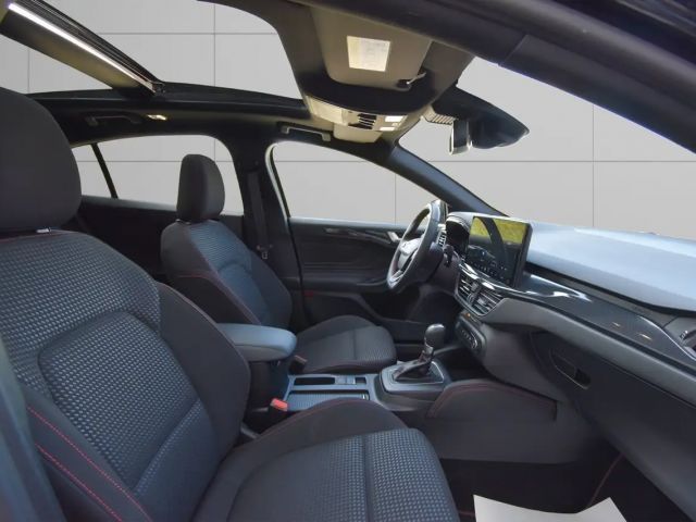 Ford Focus EcoBoost ST Line