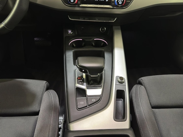 Audi A4 35 TFSI Avant S-Line S-Tronic