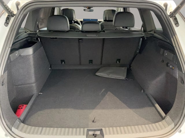 Volkswagen Tayron 2.0 TDI 4Motion, AHK, IQ Light, Black-Style, 20" Alu York, Launch Paket, Assinstenpake DSG