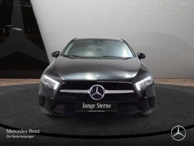 Mercedes-Benz A 180 Progressive