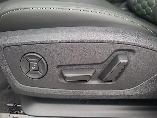 Audi RS3 Quattro S-Tronic Sedan