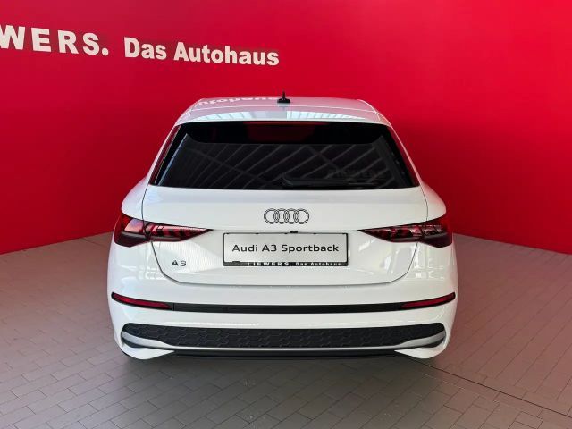 Audi A3 30 TFSI Sedan