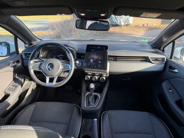 Renault Clio E-Tech Hybrid Intens