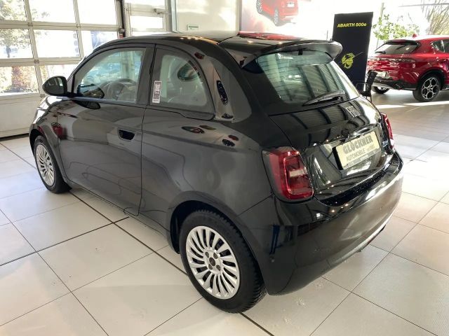 Fiat 500e 3+1