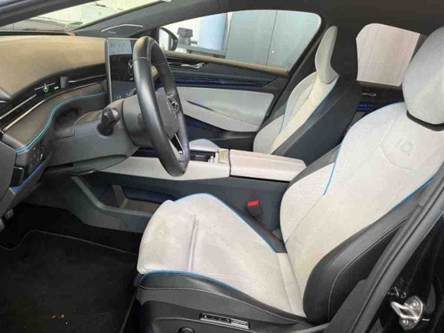 Volkswagen ID.7 210/77 402,-ohne Anzahlung ACC H&K Travel Kamera