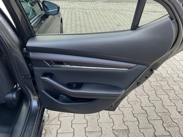 Mazda 3 2.5L Homura SkyActiv