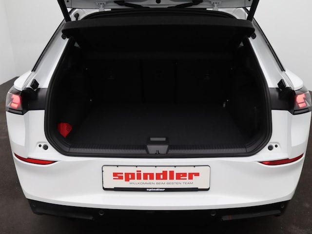 Volkswagen T-Roc 1.5 eTSI DSG IQ.Drive R-Line