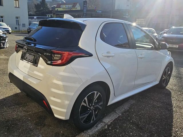 Toyota Yaris Active Hybride VVT-i