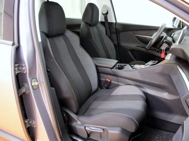 Peugeot 5008 Active Pack BlueHDi EAT8