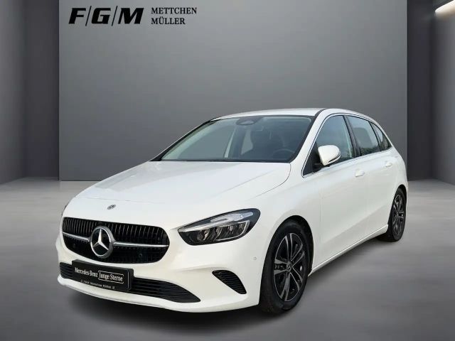 Mercedes-Benz B 180 Progressive Sedan