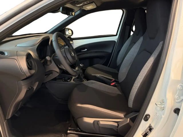 Toyota Aygo X Business Hatchback