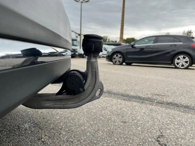 Mercedes-Benz GLA 200 AMG Line Guard