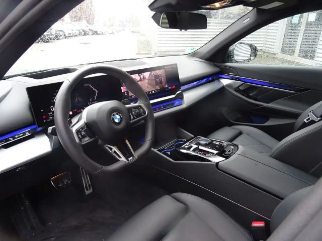 BMW 520 520d M-Sport Touring xDrive